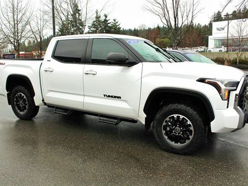 Used 2024 Toyota Tundra SR5 image 6