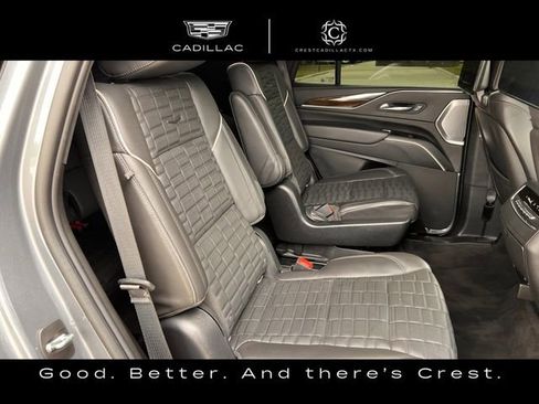 Used 2022 Cadillac Escalade Sport Platinum w/ Heavy-Duty Trailer Package AWD/4WD image 32