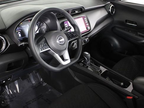 Certified 2023 Nissan Kicks SV image 18