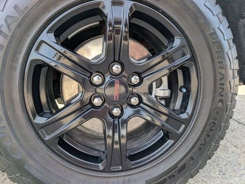Certified 2023 GMC Acadia AT4 AWD/4WD image 7