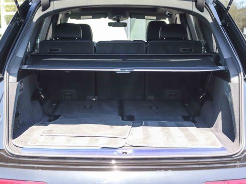 Certified 2025 Audi Q7 3.0T Premium Plus w/ Premium Plus Package AWD/4WD image 30