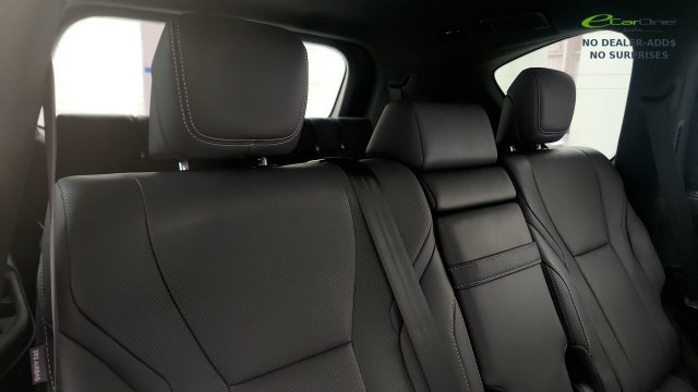 Used 2022 Lexus LX 600 F Sport w/ Accessory Package (Z1) AWD/4WD image 39