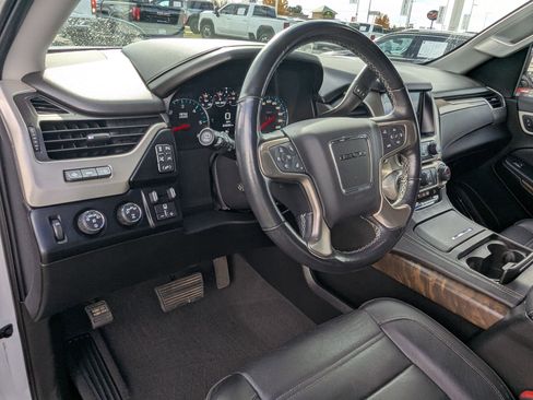 Used 2019 GMC Yukon Denali image 14