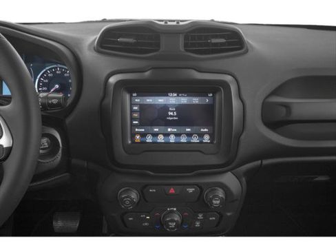 Used 2020 Jeep Renegade Altitude AWD/4WD image 13