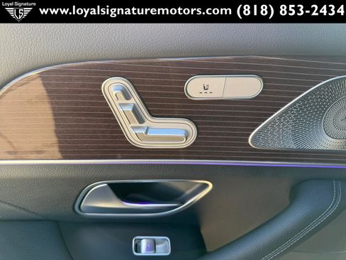 Used 2021 Mercedes-Benz GLS 580 4MATIC image 21