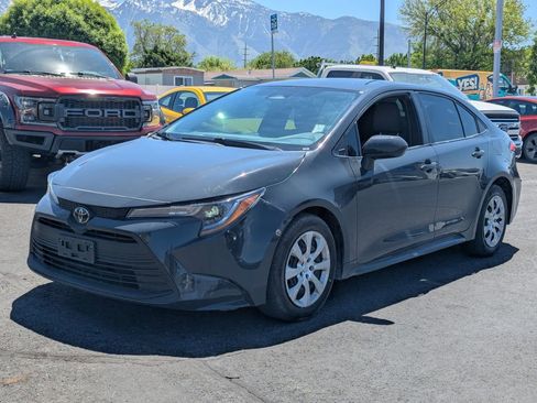 Used 2024 Toyota Corolla LE FWD image 9