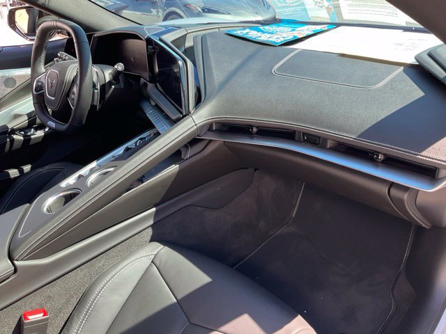 Used 2026 Chevrolet Corvette Z06 RWD image 25