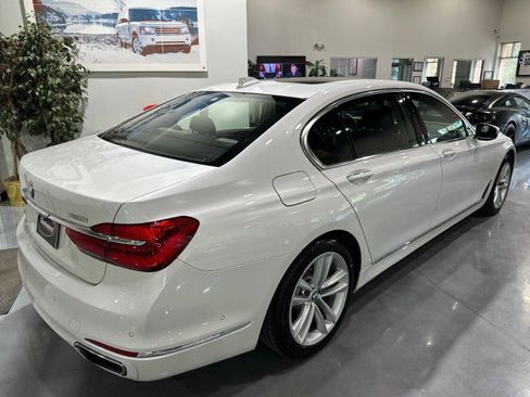 Used 2017 BMW 750i xDrive AWD/4WD image 26