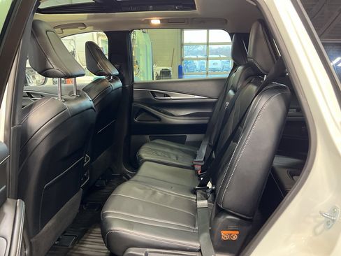 Used 2024 INFINITI QX60 Luxe image 34