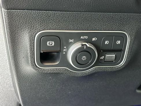 Certified 2026 Mercedes-Benz GLB 250 4MATIC image 27