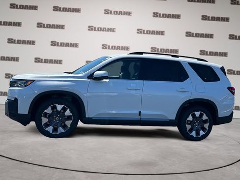 New 2026 Honda Pilot Elite image 2