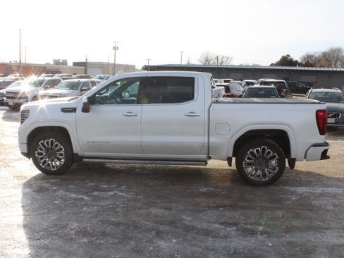 Used 2024 GMC Sierra 1500 Denali Ultimate image 5