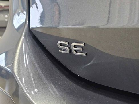 New 2026 Volkswagen Tiguan SE AWD/4WD image 15