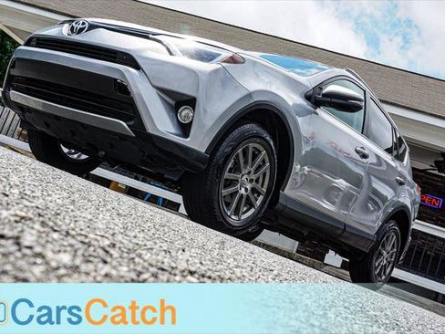 Used 2016 Toyota RAV4 XLE FWD image 4