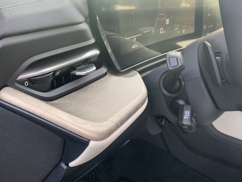 New 2025 Audi Q5 Premium Plus image 12