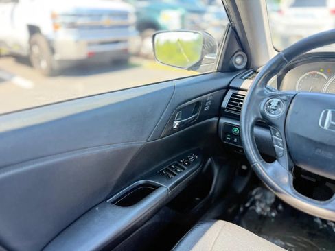 Used 2014 Honda Accord EX-L image 22