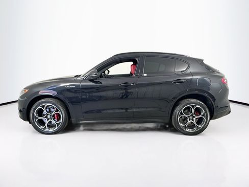 Used 2025 Alfa Romeo Stelvio Sprint w/ Veloce Package AWD/4WD image 8