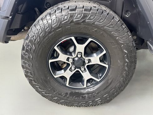 Used 2019 Jeep Wrangler Unlimited Rubicon AWD/4WD image 33