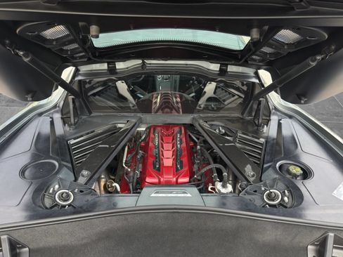 Used 2023 Chevrolet Corvette Stingray Preferred Cpe w/ Z51 Performance Package RWD image 33