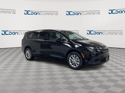 New 2027 Chrysler Pacifica Select
