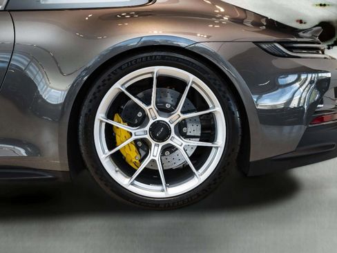 Used 2022 Porsche 911 GT3 RWD image 10