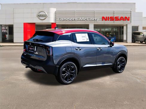 New 2026 Nissan Kicks SR w/ SR Premium Package AWD/4WD image 3