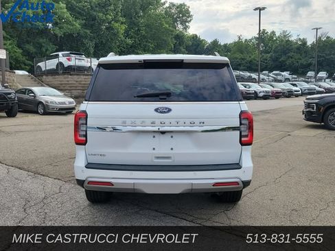 Used 2024 Ford Expedition Limited AWD/4WD image 4