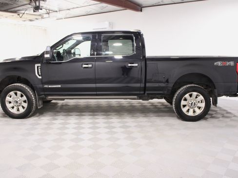 Used 2021 Ford F250 Platinum image 28