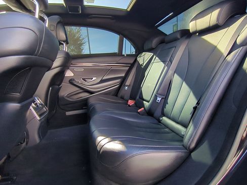 Used 2015 Mercedes-Benz S 550 4MATIC Sedan image 33