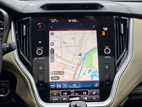 Used 2020 Subaru Outback Limited image 12