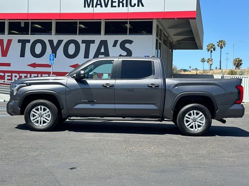 Used 2025 Toyota Tundra SR5 AWD/4WD image 2