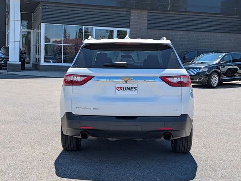 Used 2019 Chevrolet Traverse LT AWD/4WD image 8