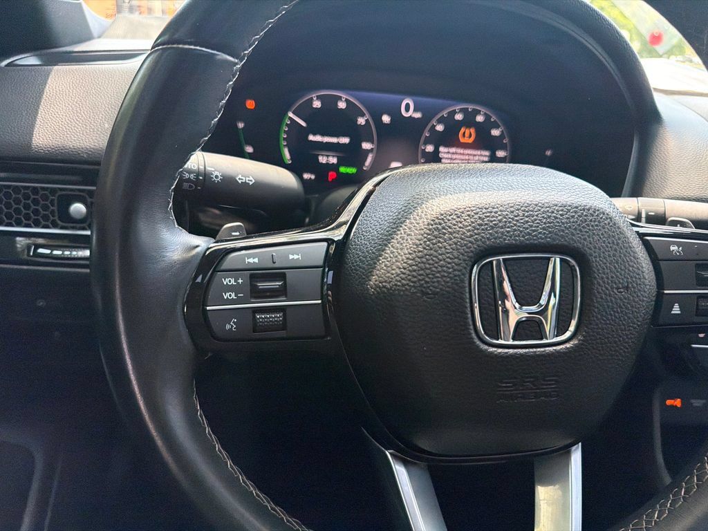 Used 2025 Honda Civic Sport image 24