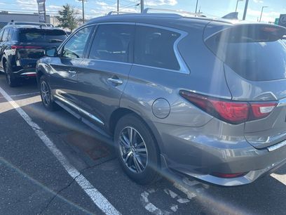 Used 2017 INFINITI QX60 AWD w/ Premium Plus Package