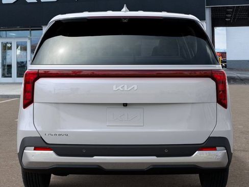 New 2026 Kia Carnival EX image 13