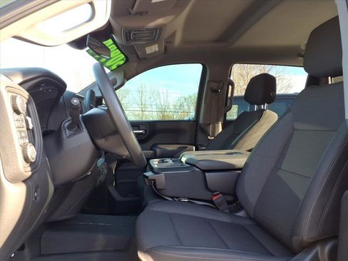 Used 2025 Chevrolet Silverado 1500 Custom Trail Boss image 11