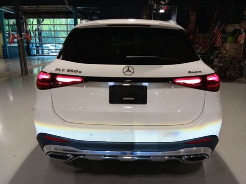 Used 2025 Mercedes-Benz GLC 350e 4MATIC image 14