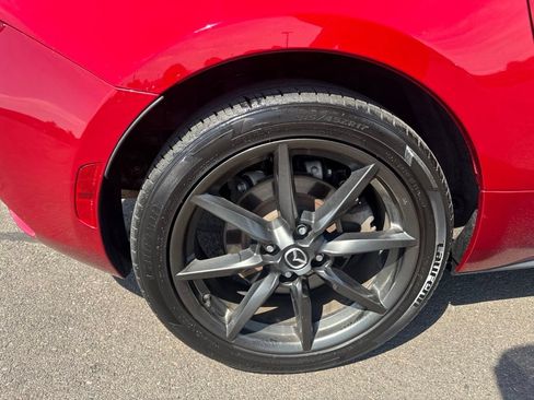 Used 2016 MAZDA MX-5 Miata Club RWD image 9