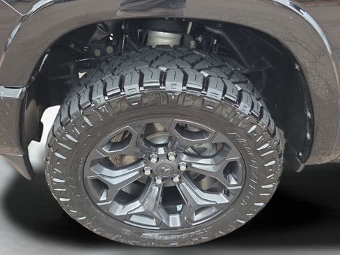 Used 2022 RAM 1500 Limited AWD/4WD image 28
