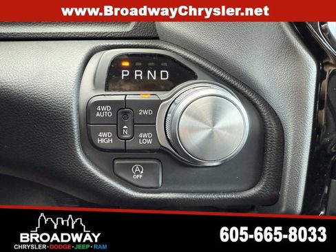 Used 2025 RAM 1500 Laramie image 14