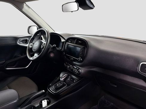 Used 2023 Kia Soul LX w/ Option Group 015 FWD image 27
