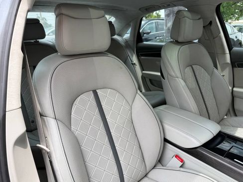Used 2013 Audi S8 AWD/4WD image 20