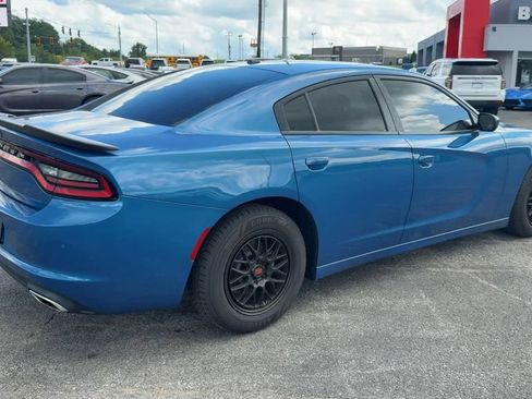 Used 2022 Dodge Charger SXT w/ Leather Interior Group RWD image 7
