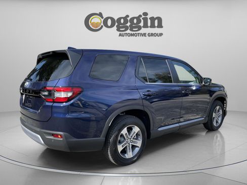 New 2025 Honda Pilot EX-L image 5