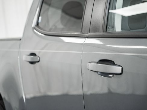 Used 2018 Chevrolet Colorado Z71 image 11