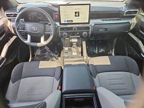 Certified 2024 Toyota Tacoma TRD Off-Road w/ TRD Off Road Upgrade Package AWD/4WD image 23