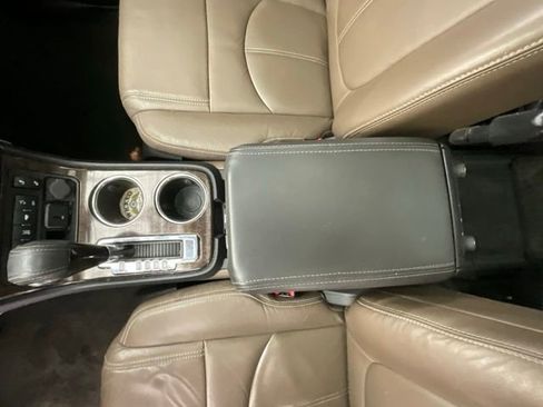 Used 2017 GMC Acadia Limited SLT FWD image 22