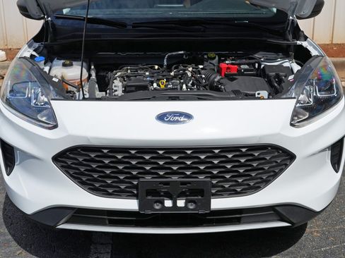 Used 2022 Ford Escape S AWD/4WD image 7