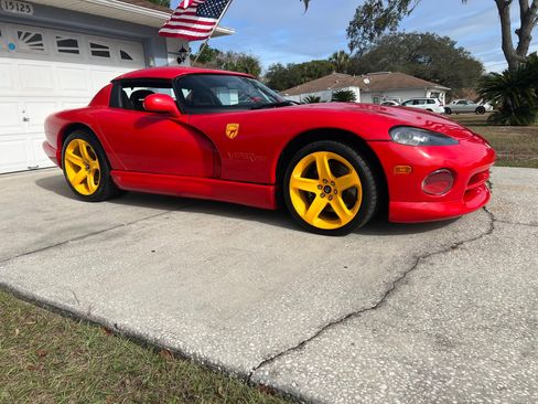 Used 1996 Dodge Viper RT/10 image 14