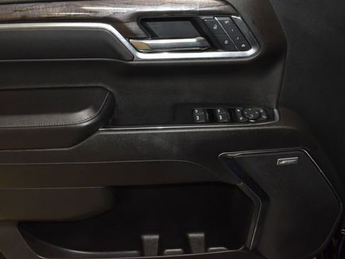 Used 2022 Chevrolet Silverado 1500 LTZ w/ LTZ Premium Package AWD/4WD image 27
